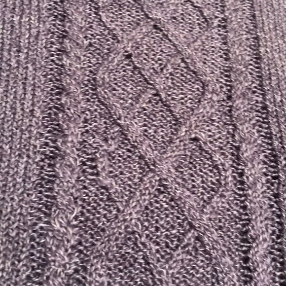 Carolyn Taylor Purple Cable Sweater Size Medium - Picture 13 of 15